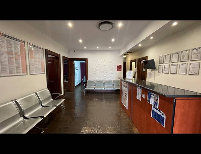 350M² MEDICAL SUITE FOR SALE IN SINOVILLE